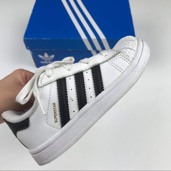 Kids shoes adidas size 9 toddler - Picture 5 of 6